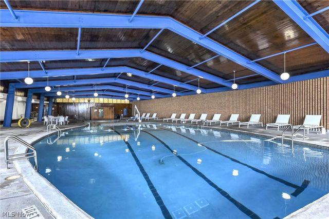 12700 Lake Avenue 2808, Lakewood, OH 44107