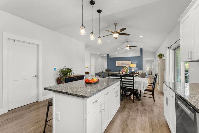 14527 E 10th Ave, Spokane Valley, WA 99037