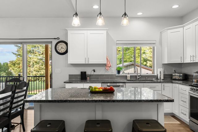 14527 E 10th Ave, Spokane Valley, WA 99037
