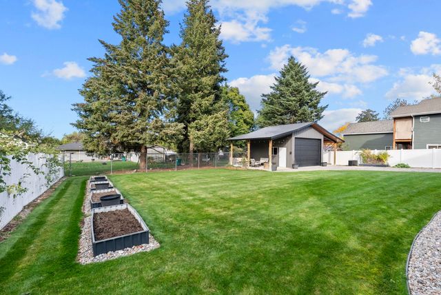 14527 E 10th Ave, Spokane Valley, WA 99037