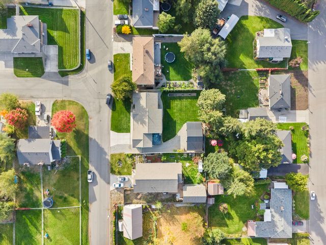 14527 E 10th Ave, Spokane Valley, WA 99037