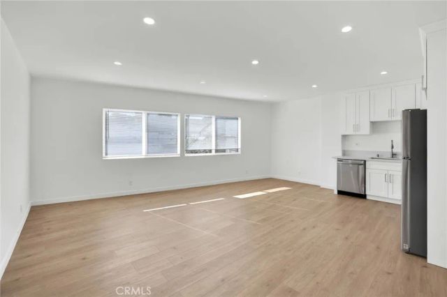 13018 Valleyheart Drive 11, Studio City, CA 91604