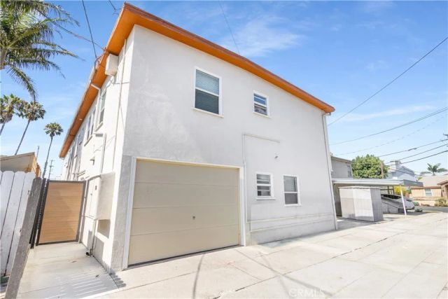 5711 E 2nd, Long Beach, CA 90803