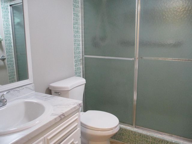 3151 S Palm Aire Drive 404, Pompano Beach, FL 33069