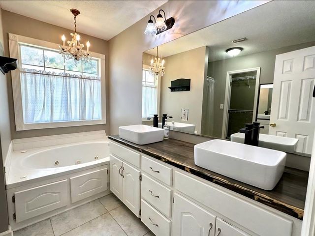 238 County Road 263, Headland, AL 36345