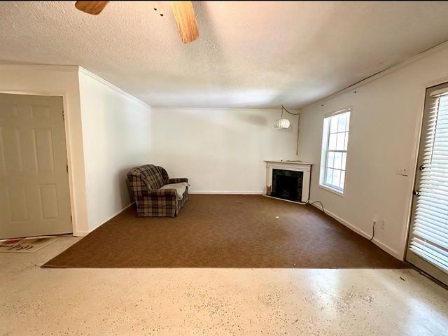 238 County Road 263, Headland, AL 36345