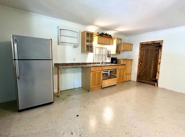 238 County Road 263, Headland, AL 36345