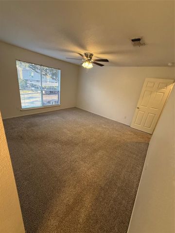 5005 Georgi Lane 215, Houston, TX 77092