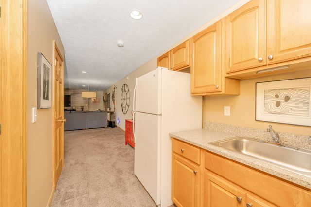 26340 Trestle Creek Ave. Avenue, Mattawan, MI 49071