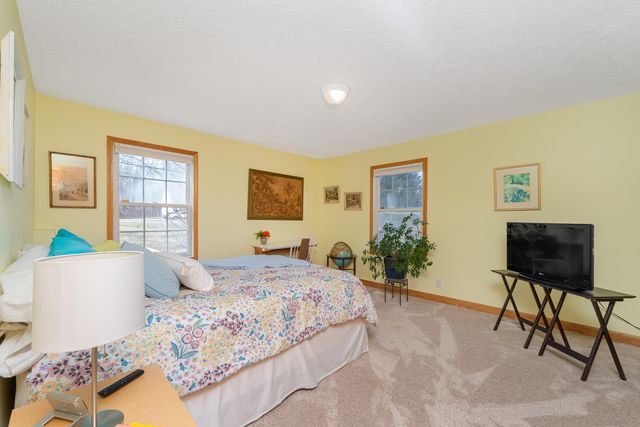 26340 Trestle Creek Ave. Avenue, Mattawan, MI 49071