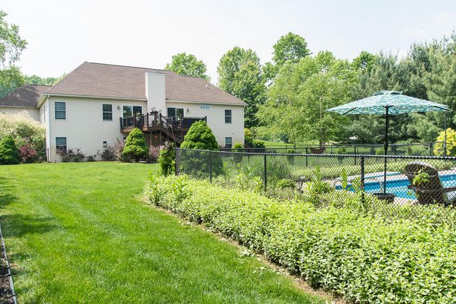 26340 Trestle Creek Ave. Avenue, Mattawan, MI 49071