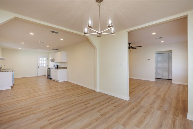 1154 Florida Ave, Corpus Christi, TX 78404