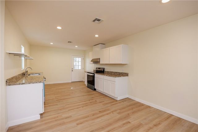 1154 Florida Ave, Corpus Christi, TX 78404