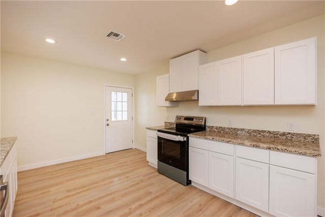 1154 Florida Ave, Corpus Christi, TX 78404