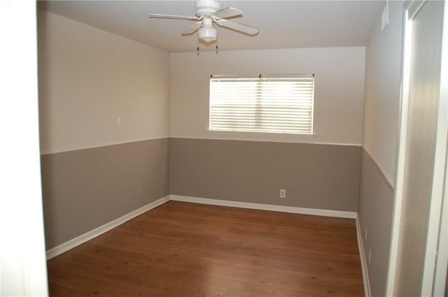 1133 Valley View Drive, Hurst, TX 76053