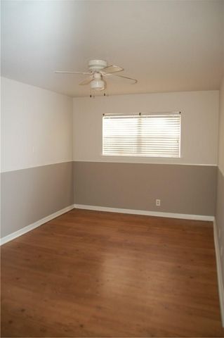 1133 Valley View Drive, Hurst, TX 76053