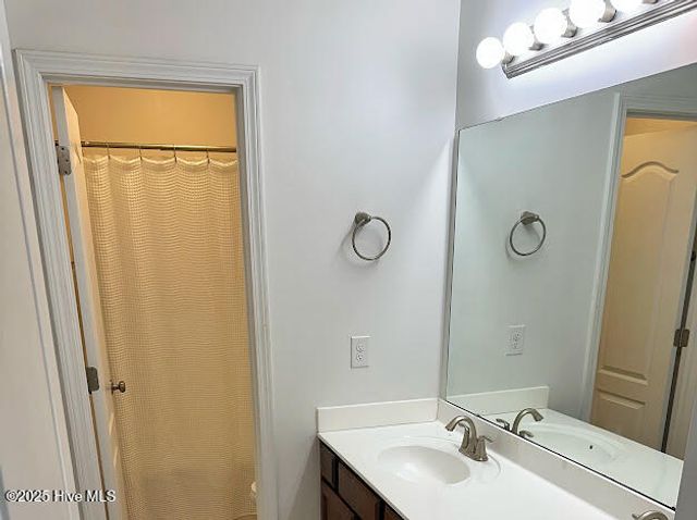 207 Riverstone Court, Jacksonville, NC 28546