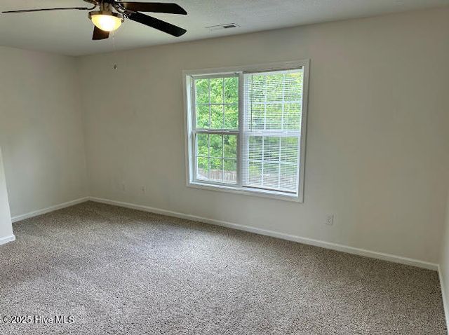 207 Riverstone Court, Jacksonville, NC 28546