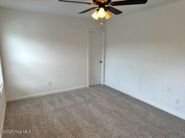 207 Riverstone Court, Jacksonville, NC 28546