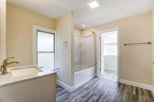 126 S Richardson Avenue, Columbus, OH 43204