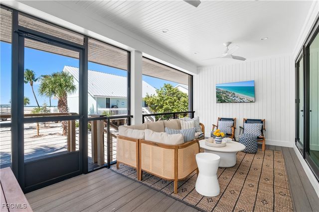 24 Beach Homes, Captiva, FL 33924