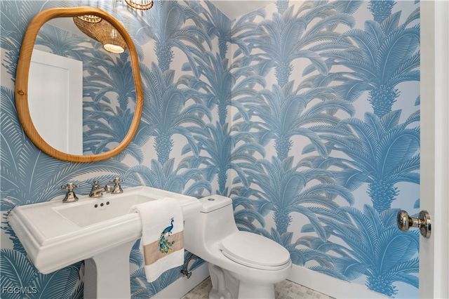 24 Beach Homes, Captiva, FL 33924