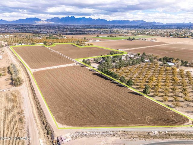 3635 N Valley Drive, Las Cruces, NM 88007
