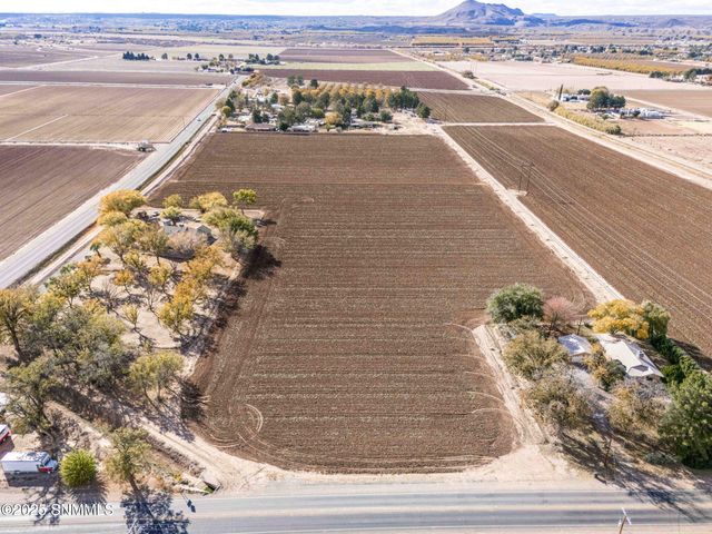 3635 N Valley Drive, Las Cruces, NM 88007