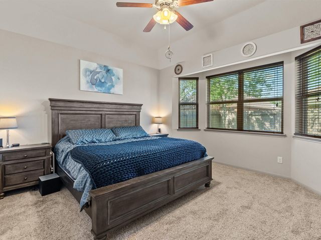 605 Pedernales Street, Webster, TX 77598