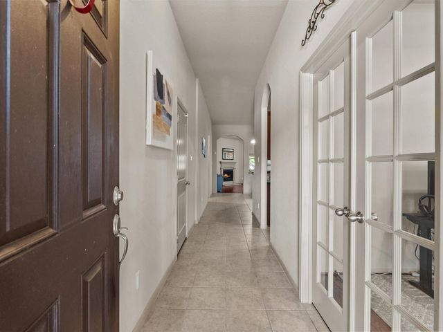 605 Pedernales Street, Webster, TX 77598