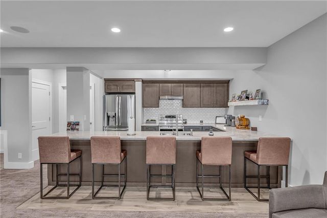 17342 Blue Moon Lane, Tonganoxie, KS 66086