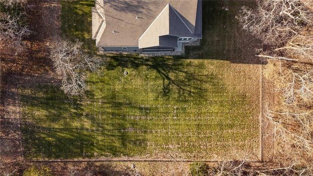 17342 Blue Moon Lane, Tonganoxie, KS 66086