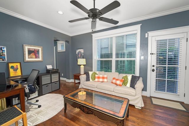 415 W 16th Street B, Houston, TX 77008