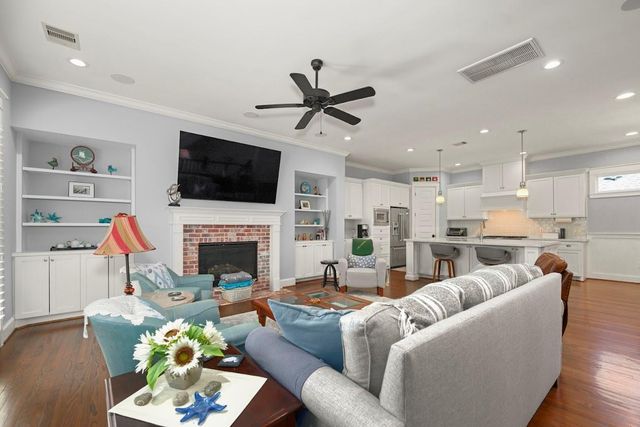 415 W 16th Street B, Houston, TX 77008