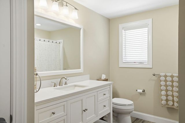 4 Cross Road, Bourne, MA 02532