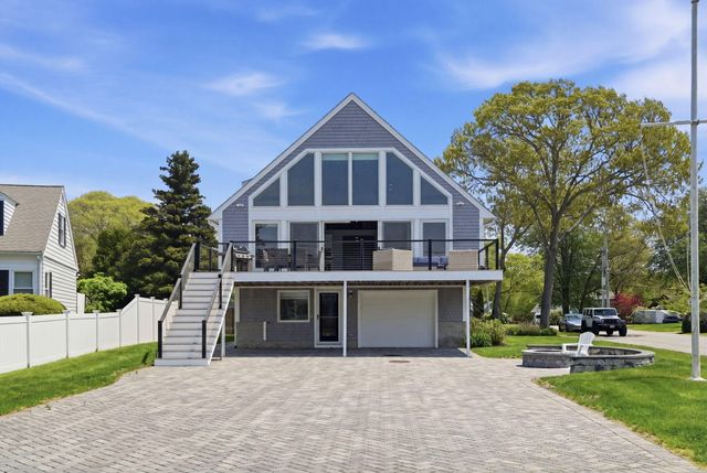 4 Cross Road, Bourne, MA 02532