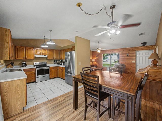 16590 122nd Drive N, Jupiter, FL 33478