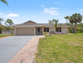 16590 122nd Drive N, Jupiter, FL 33478