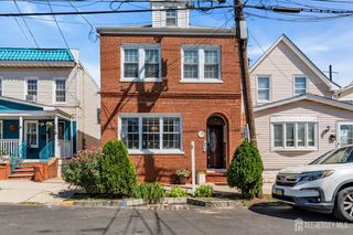 282 Alpine Street, Perth Amboy, NJ 08861