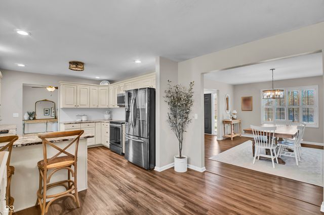 560 Woodridge, North Vernon, IN 47265