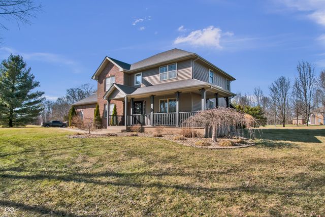560 Woodridge, North Vernon, IN 47265