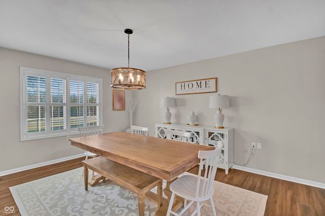 560 Woodridge, North Vernon, IN 47265