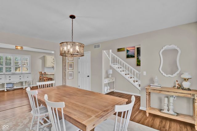 560 Woodridge, North Vernon, IN 47265