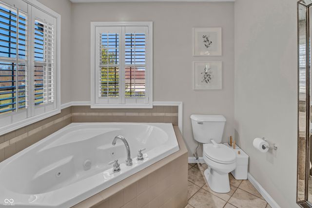 560 Woodridge, North Vernon, IN 47265