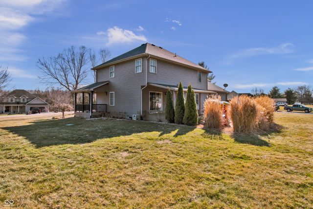 560 Woodridge, North Vernon, IN 47265