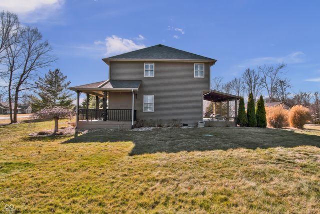 560 Woodridge, North Vernon, IN 47265