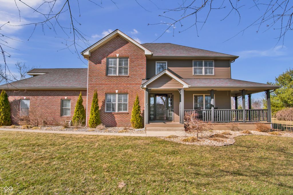 560 Woodridge, North Vernon, IN 47265