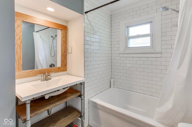 4919 Caroline Avenue, Indianapolis, IN 46205