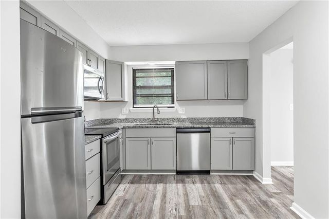 15917 W 152nd Street, Olathe, KS 66062