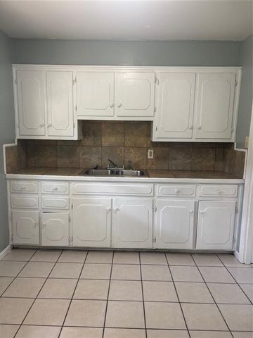 4161 Yorkshire Lane, Mobile, AL 36609